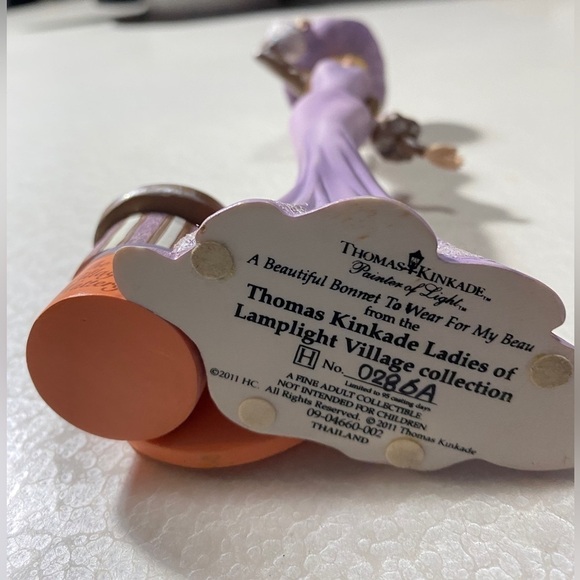 THOMAS Kinkade Ladies of Lamplighter Village
Figurine Collectable High fashion - Picture 8 of 11